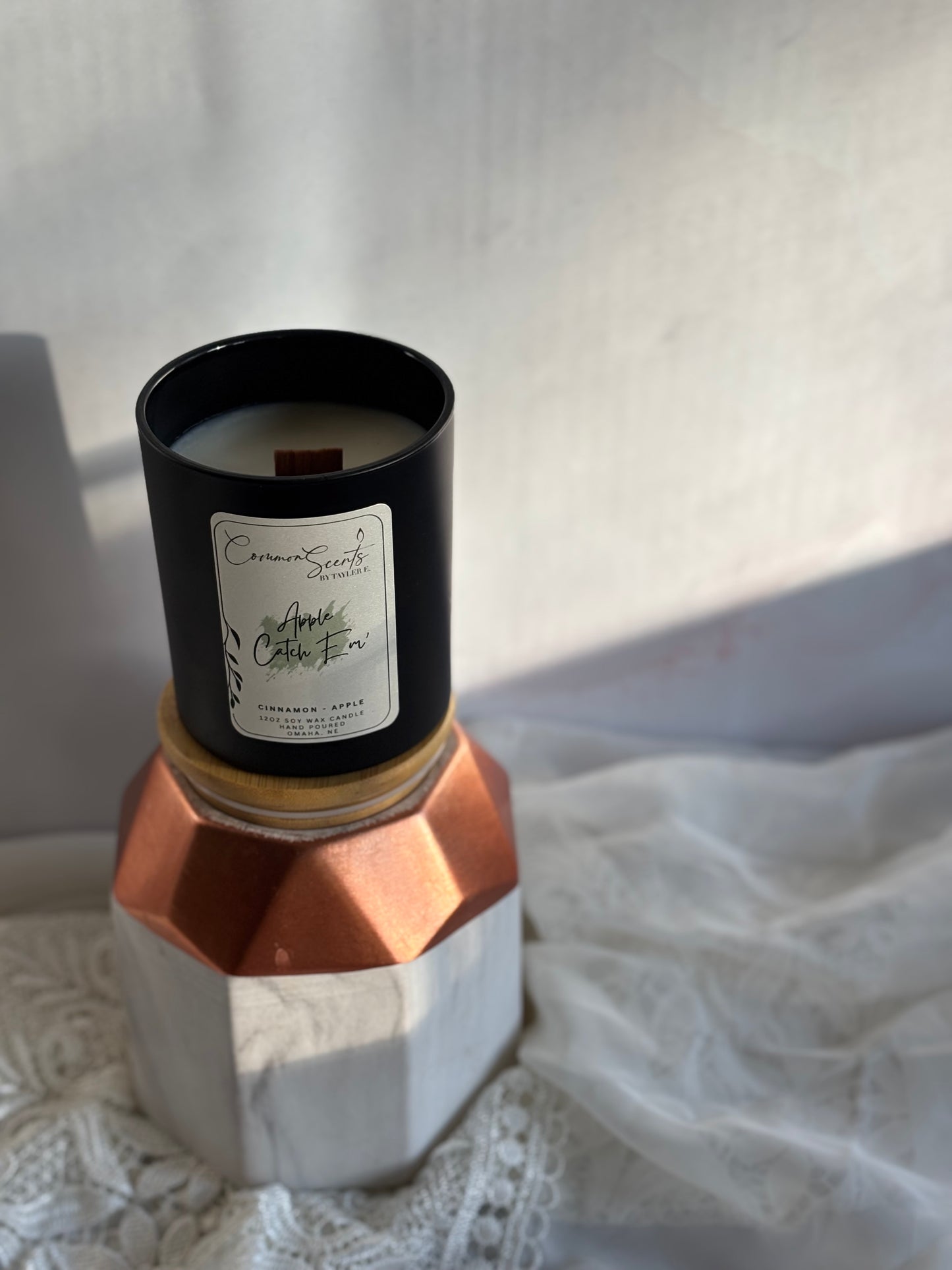 Soft Crackling Wood Wick Soy Wax Candles (Signature Collection)